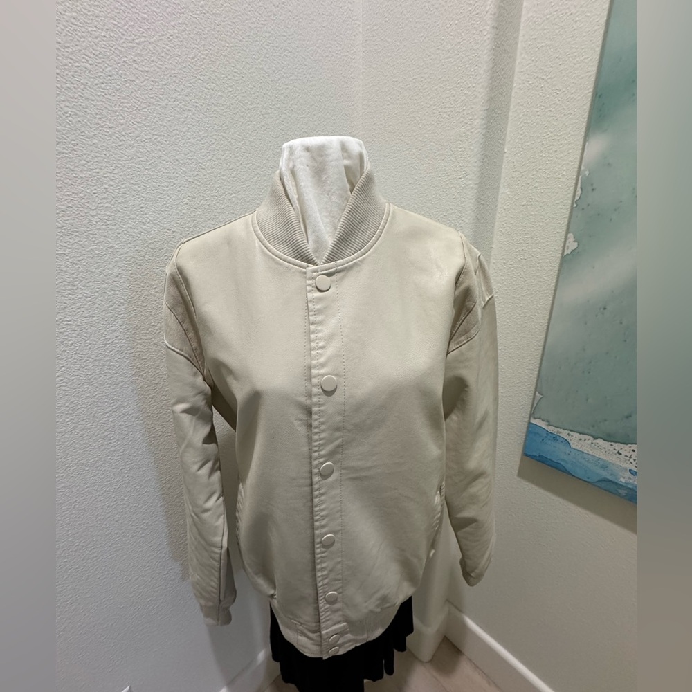 Men’s Ring of Fire Jonah Varsity Jacket Size S or be worn oversized for woman.